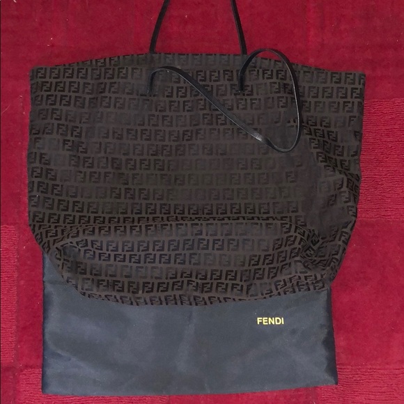 Fendi tote - Picture 3 of 12